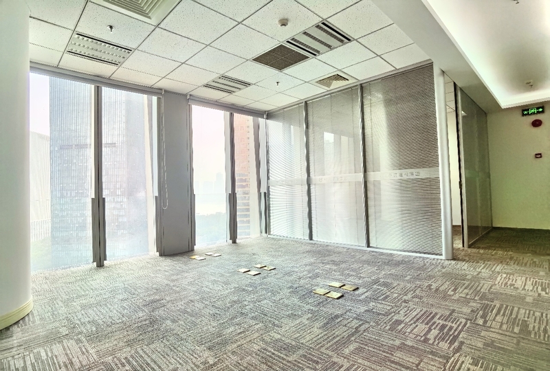 来福士广场出租-246.49m²-精装修