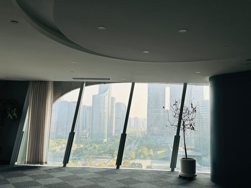 来福士广场出租-406.33m²-精装修