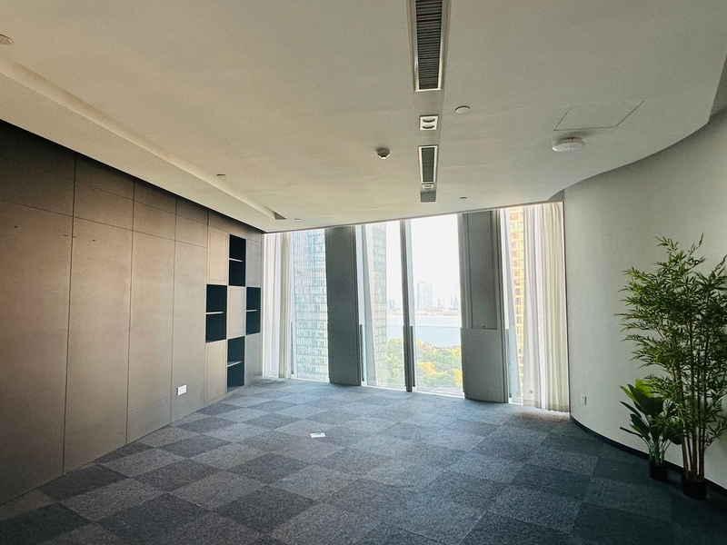 来福士广场出租-406.33m²-精装修