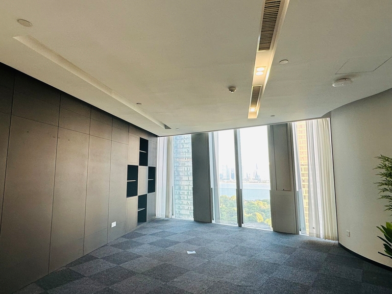 来福士广场出租-406.33m²-精装修